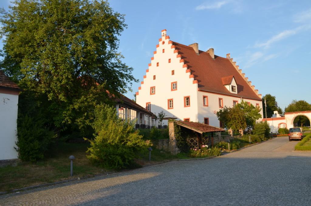 Schlossgasthof Roesch Hotel Blaibach Exterior foto